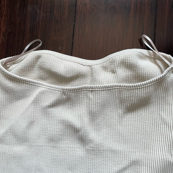 Beige tube top - Picture 2 of 5